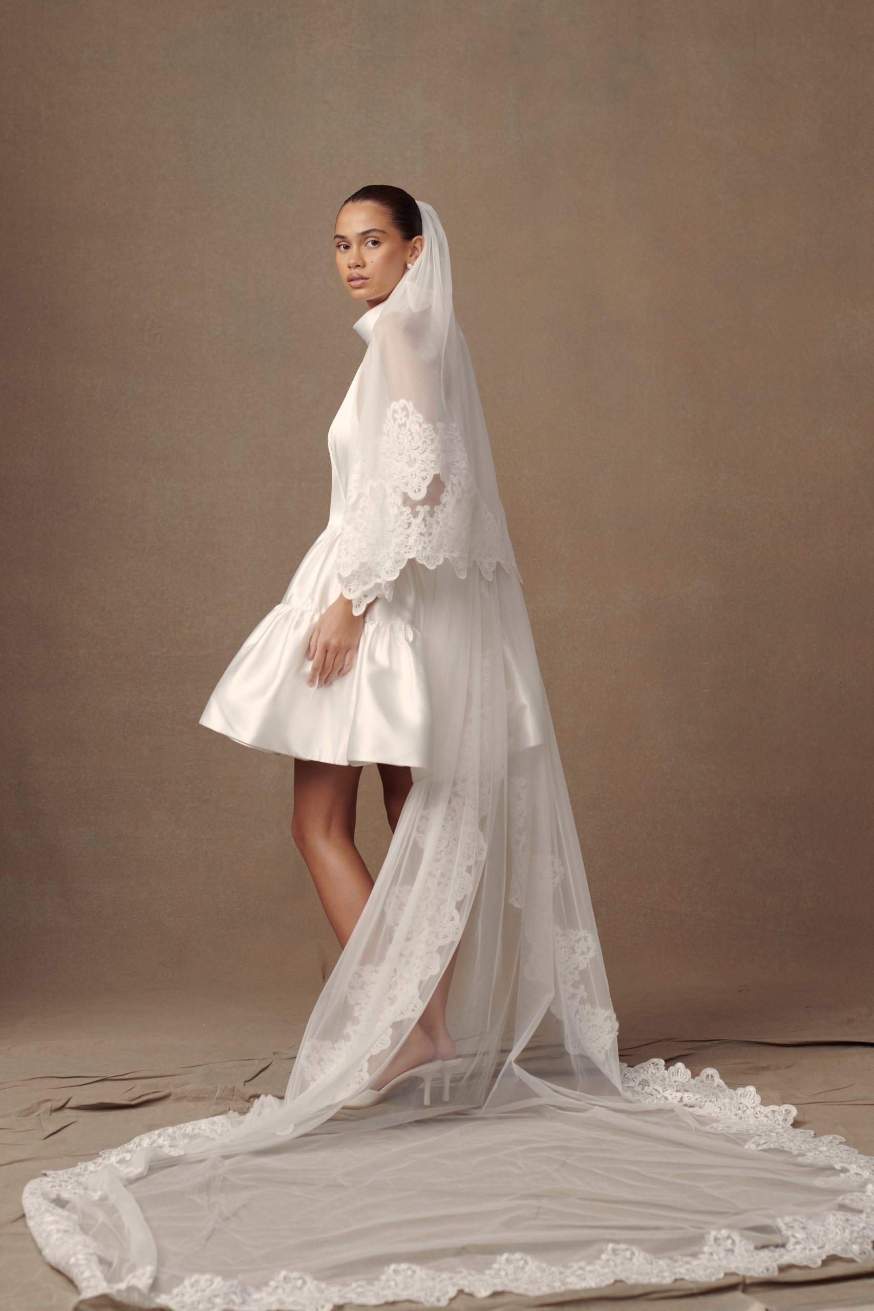 Paulette Lace Trim Veil - White - Image 3