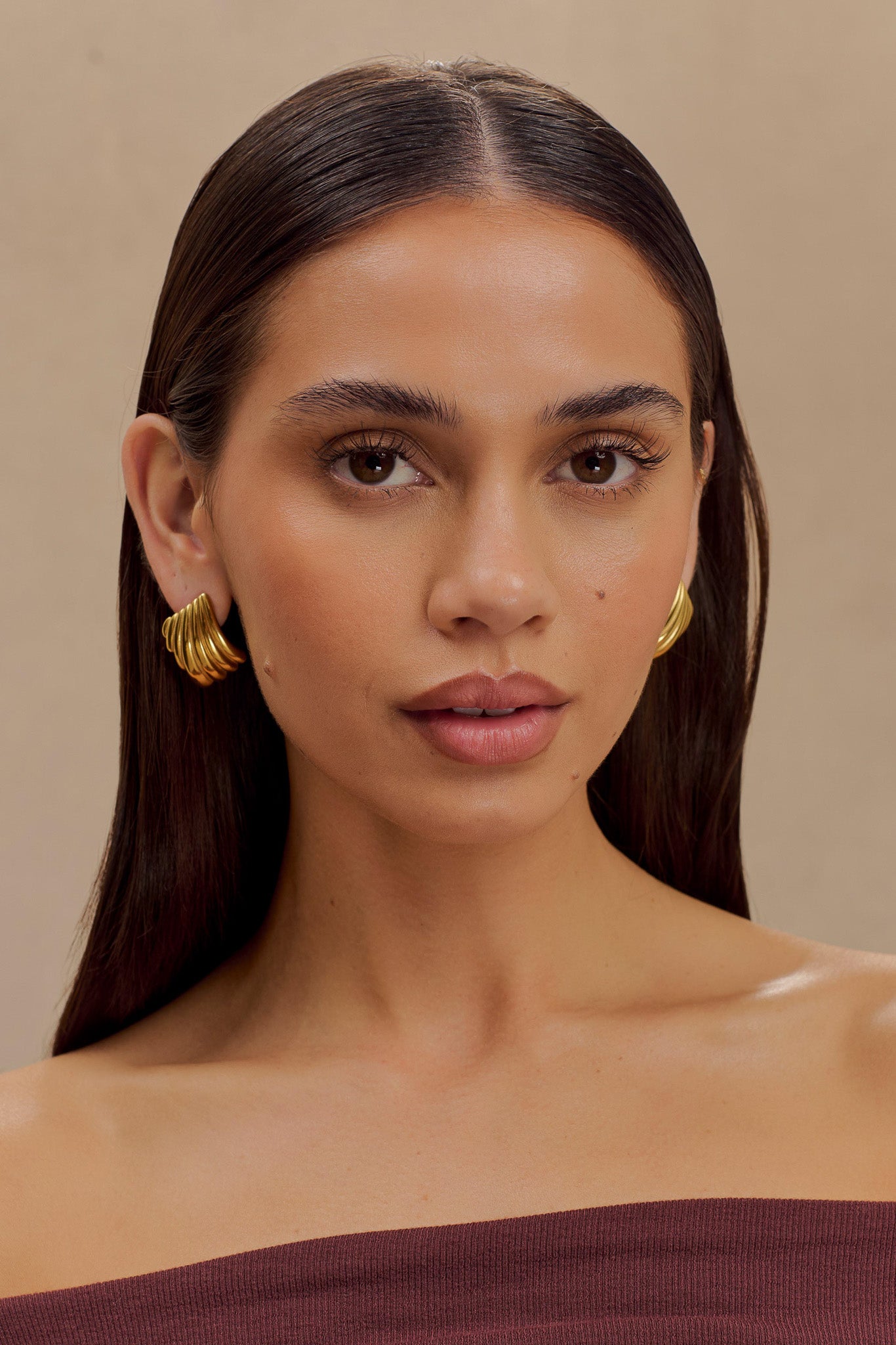 Olympia Textured Square Earrings - Gold - Image 5