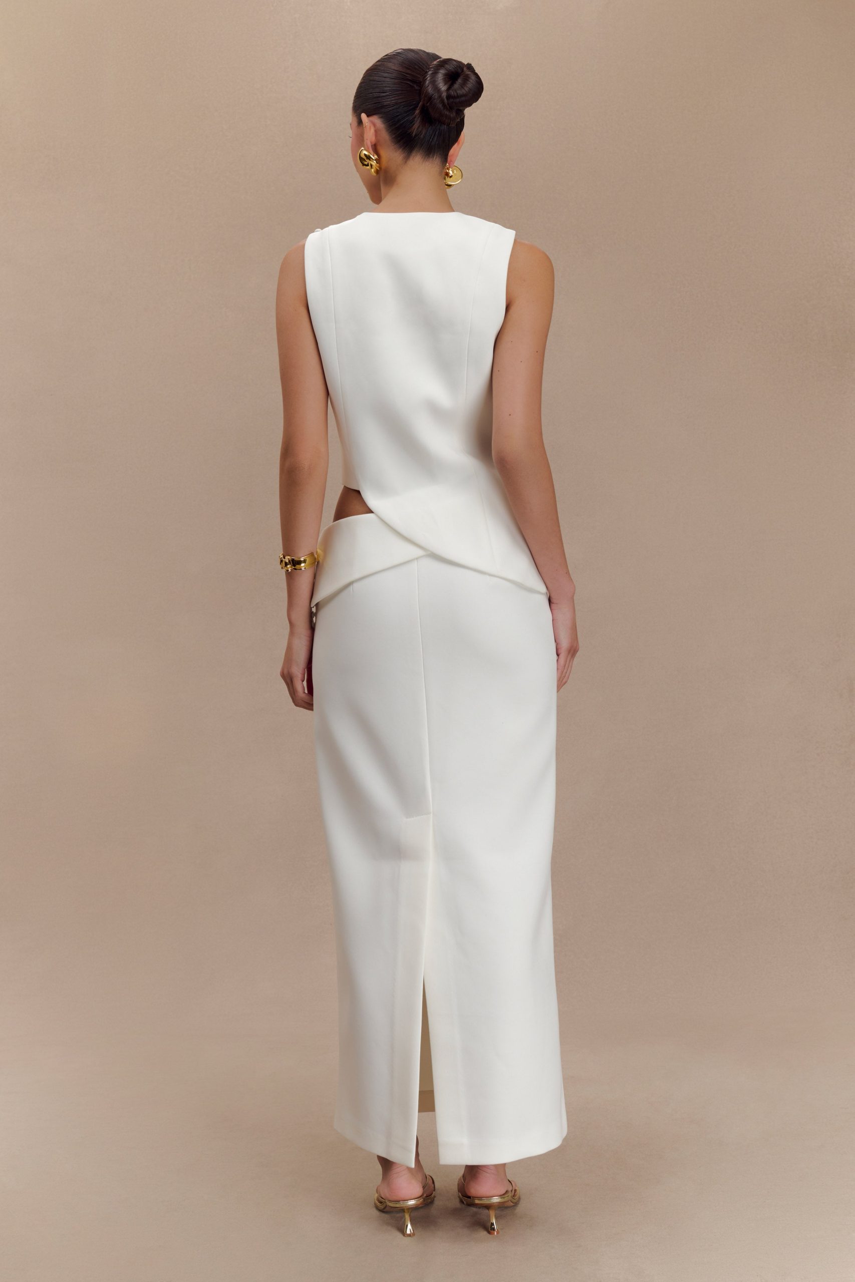Astrid Asymmetric Sleeveless Suiting Top - White - Image 6