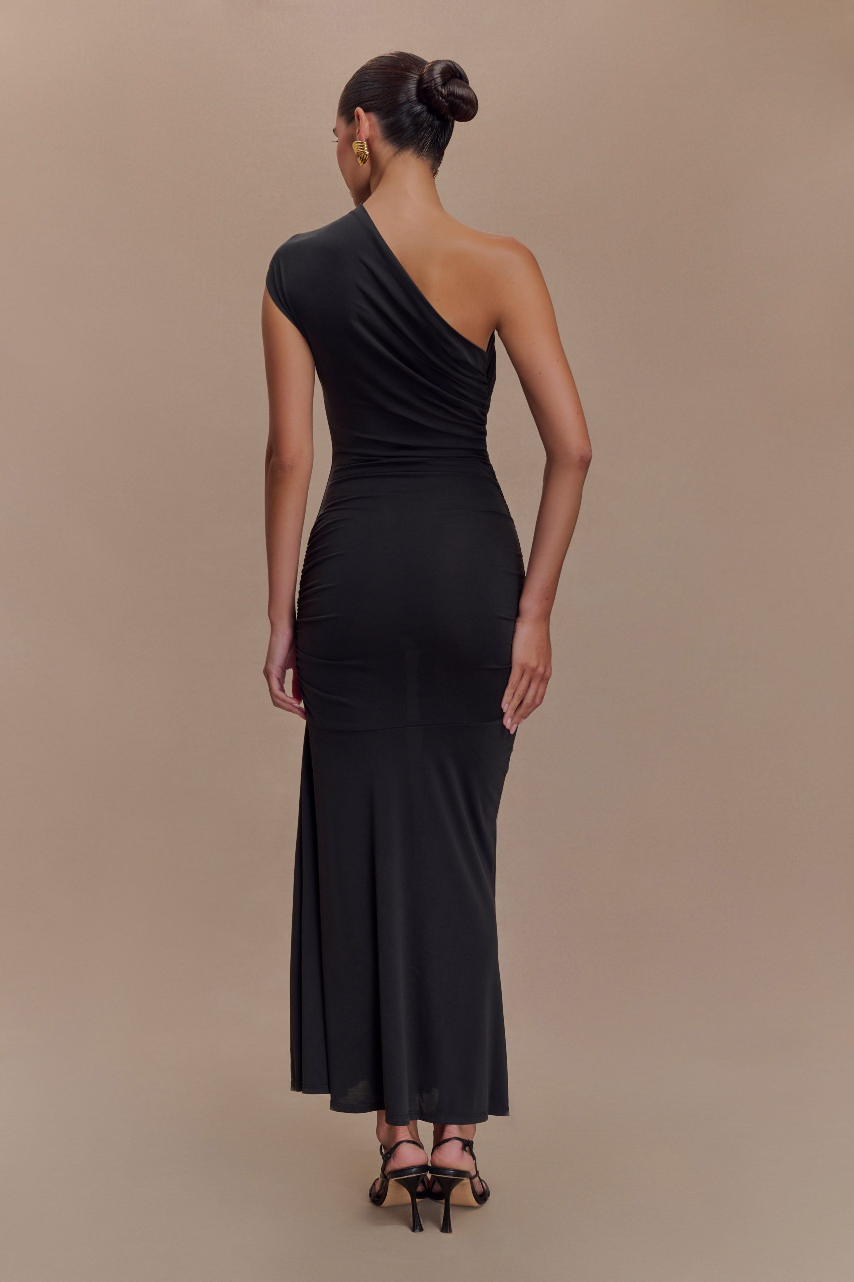 Chloe Peached Jersey One Shoulder Midi Dress - Black - Image 2