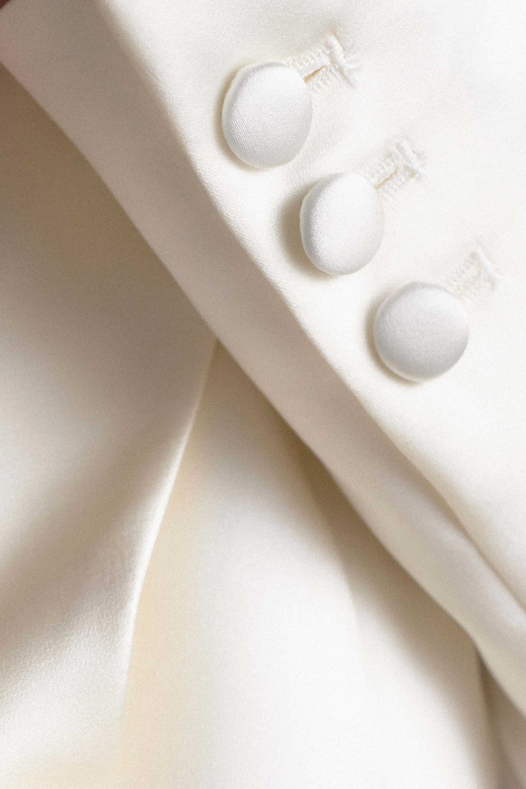 Ada Tailored Satin Blazer - Ivory - Image 6