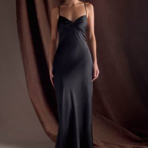 Lilly Sweetheart Satin Maxi Dress - Black
