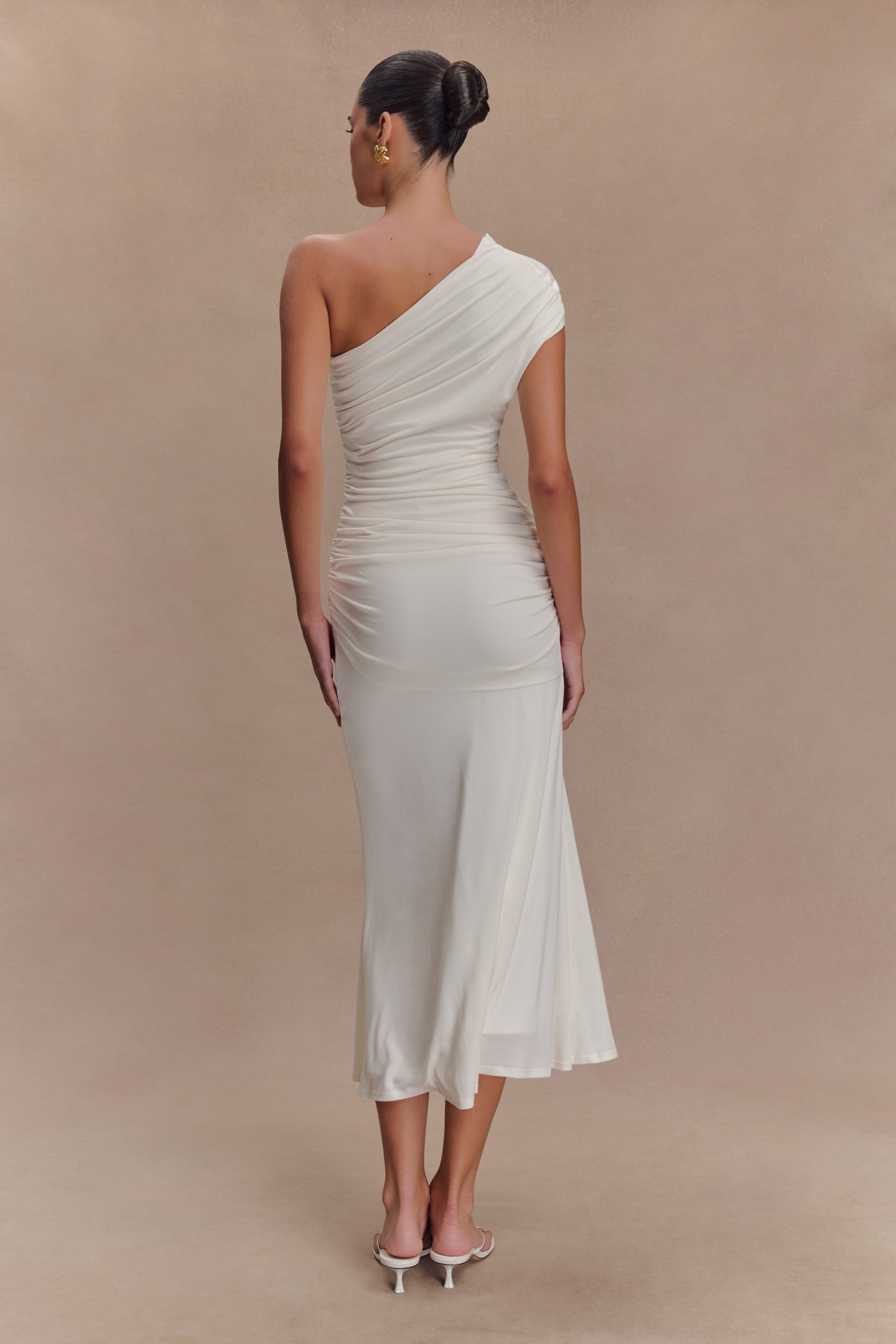 Chloe Peached Jersey One Shoulder Midi Dress - Ivory - Image 3