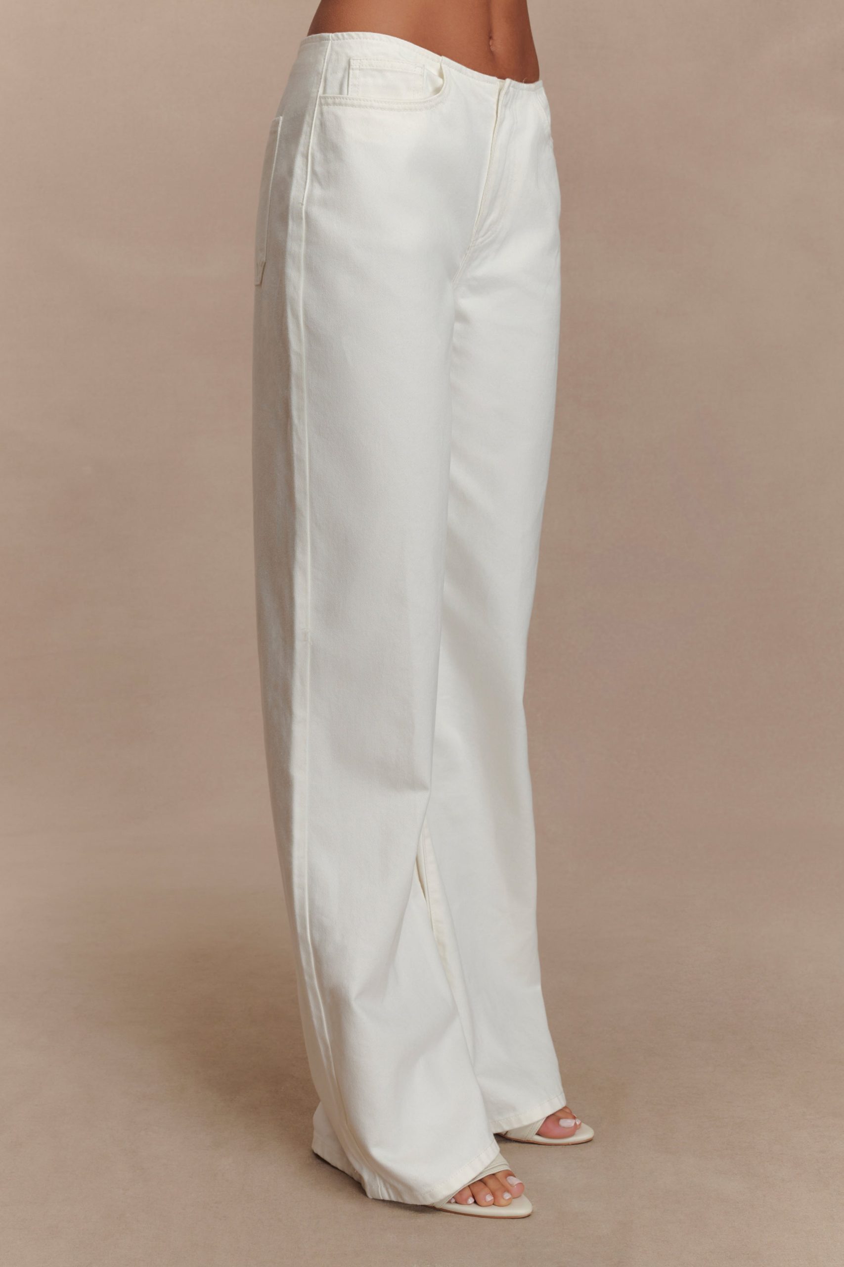 Caitlin Mid Rise Denim Jeans - White - Image 10