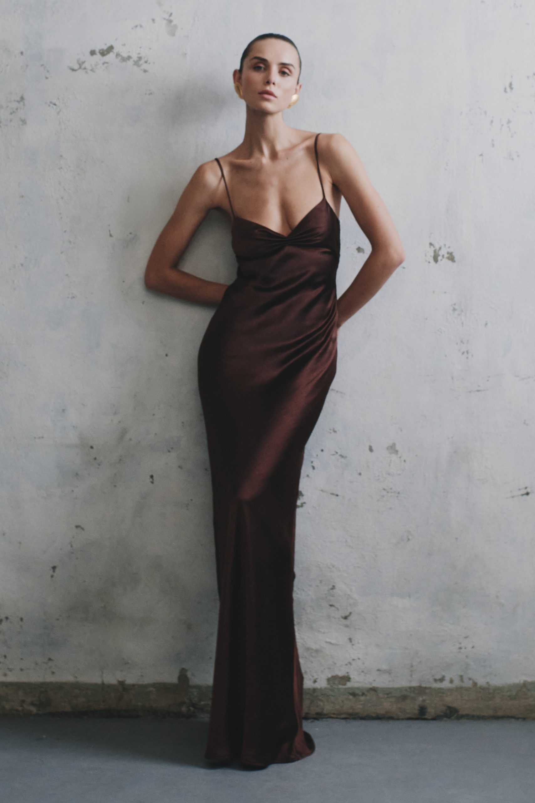 Lilly Sweetheart Satin Maxi Dress - Dark Chocolate - Image 4