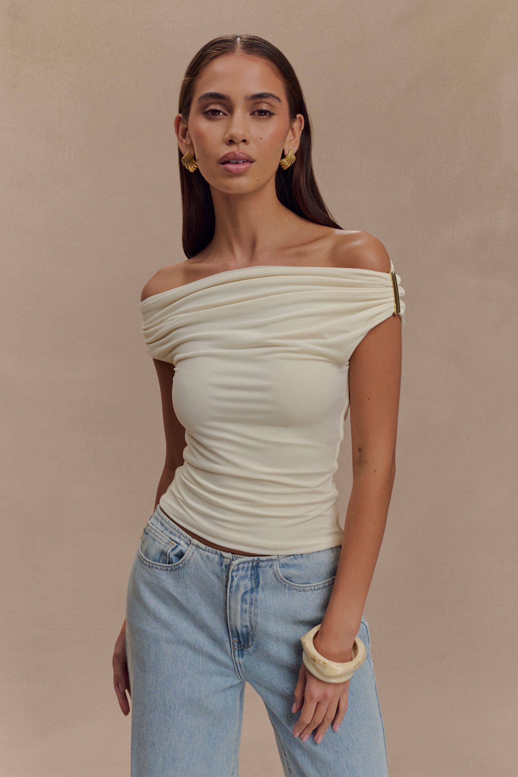 Kinsley Slinky Top With Hardware - Ivory - Image 6