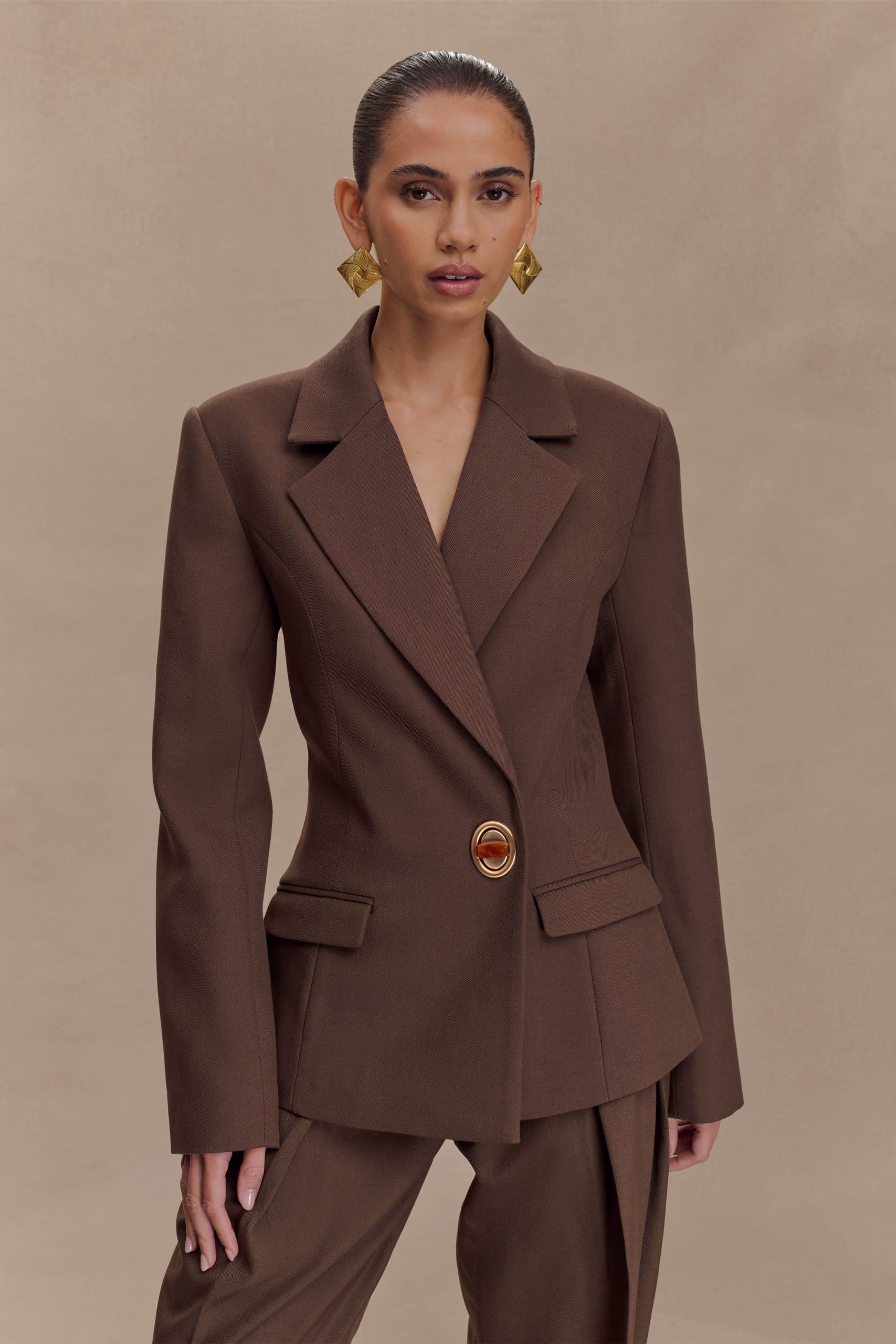 Max Cinched Waist Blazer - Chocolate - Image 2