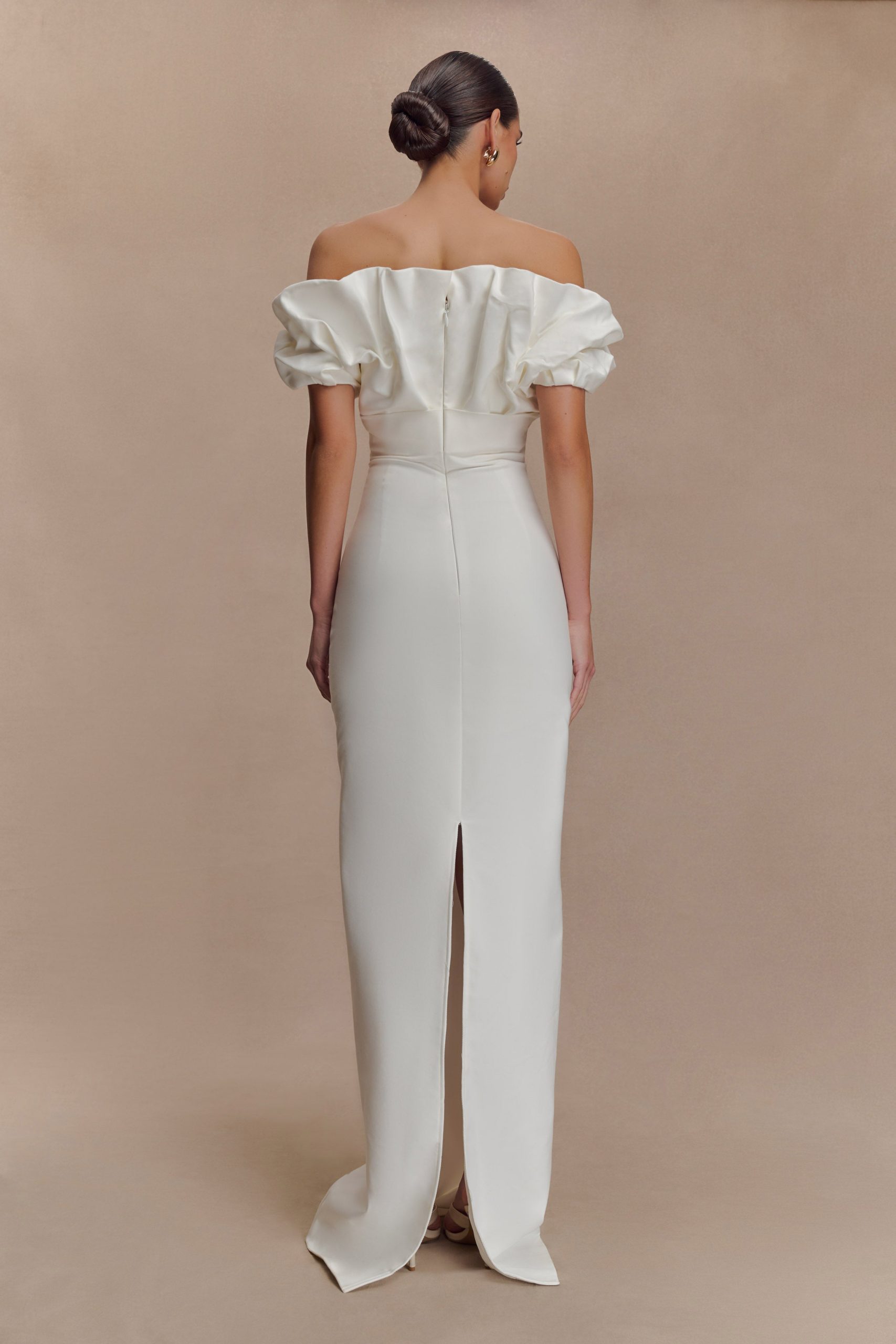 Sariya Sculptural Maxi Dress - White - Image 2