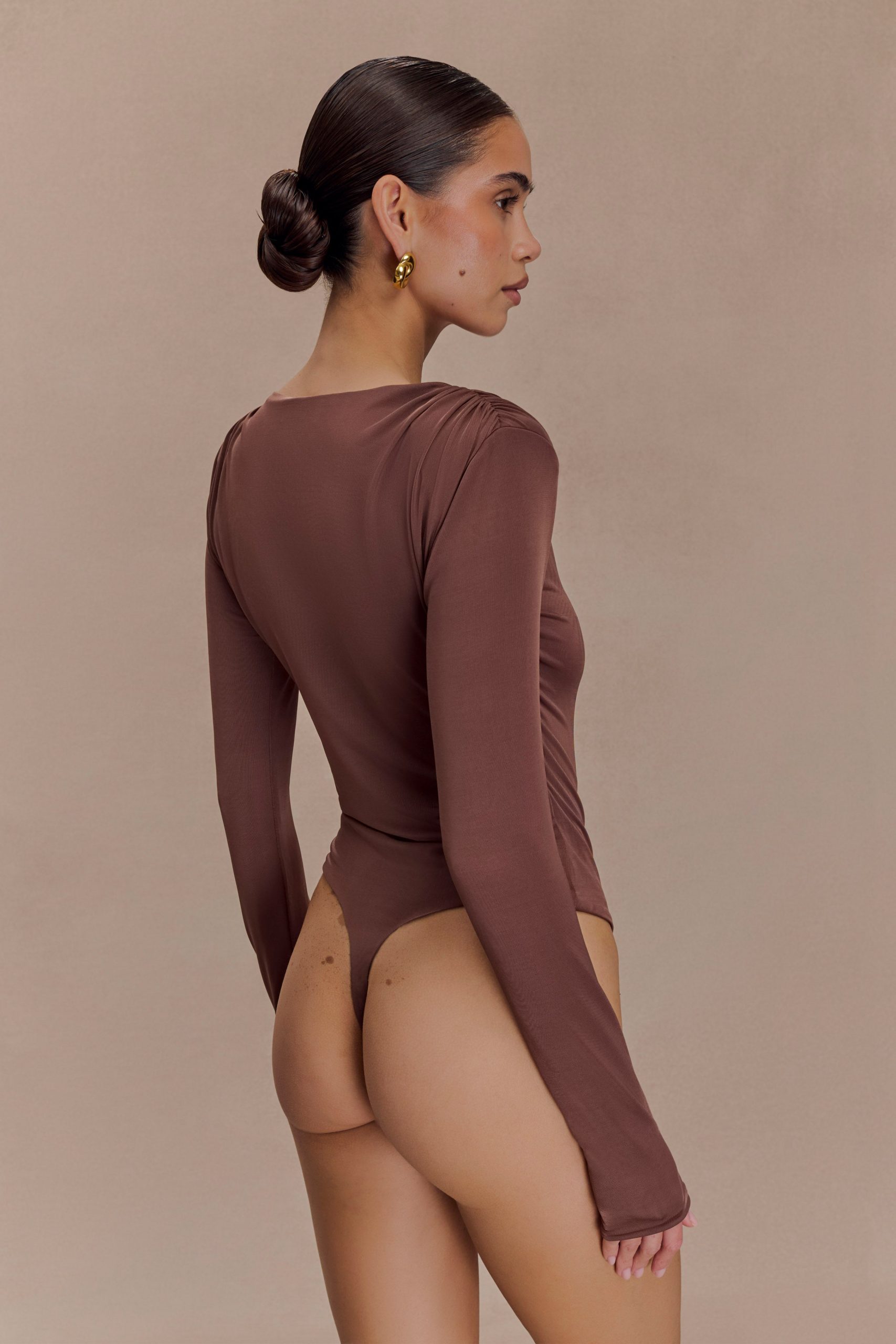 Elsie Shoulder Pad Bodysuit - Chocolate - Image 2