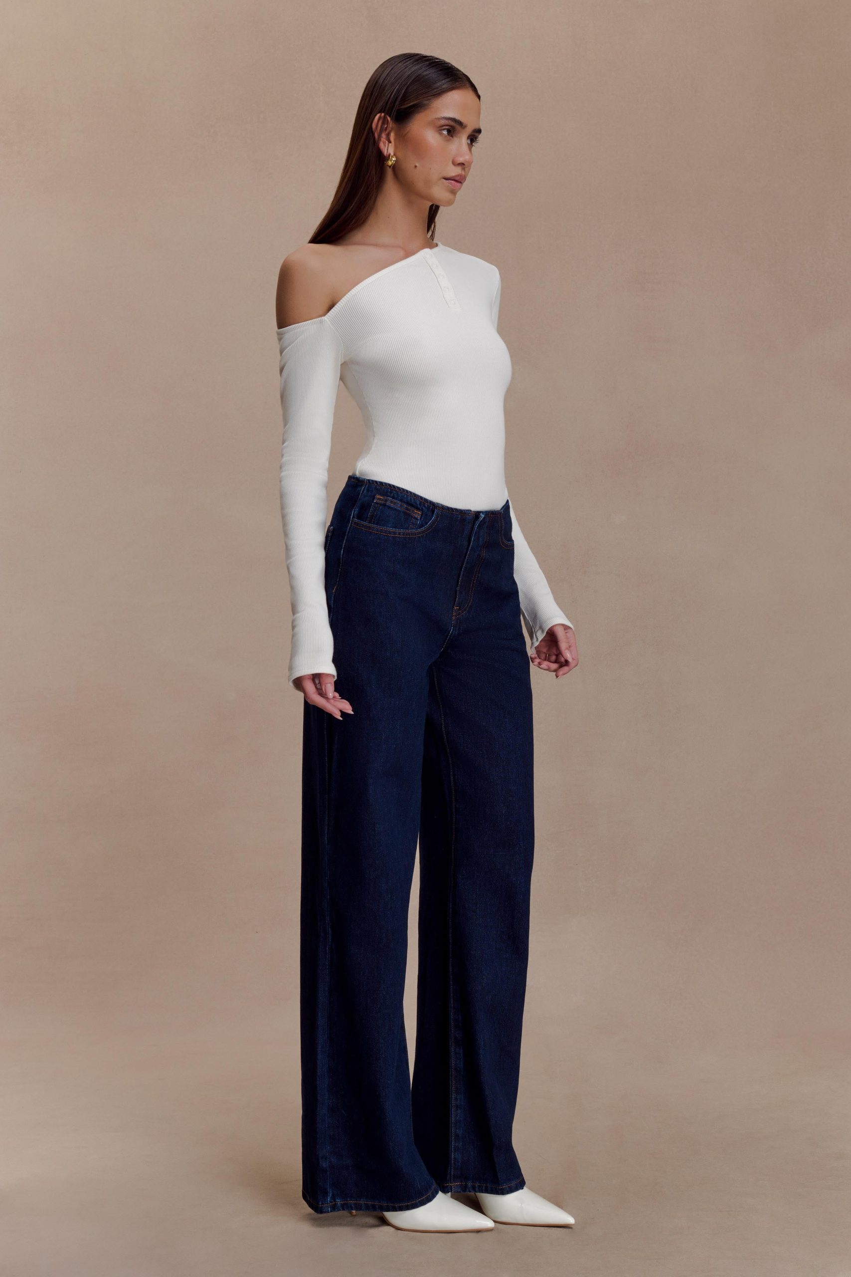 Maelle Off Shoulder Long Sleeve Top - Ivory - Image 4