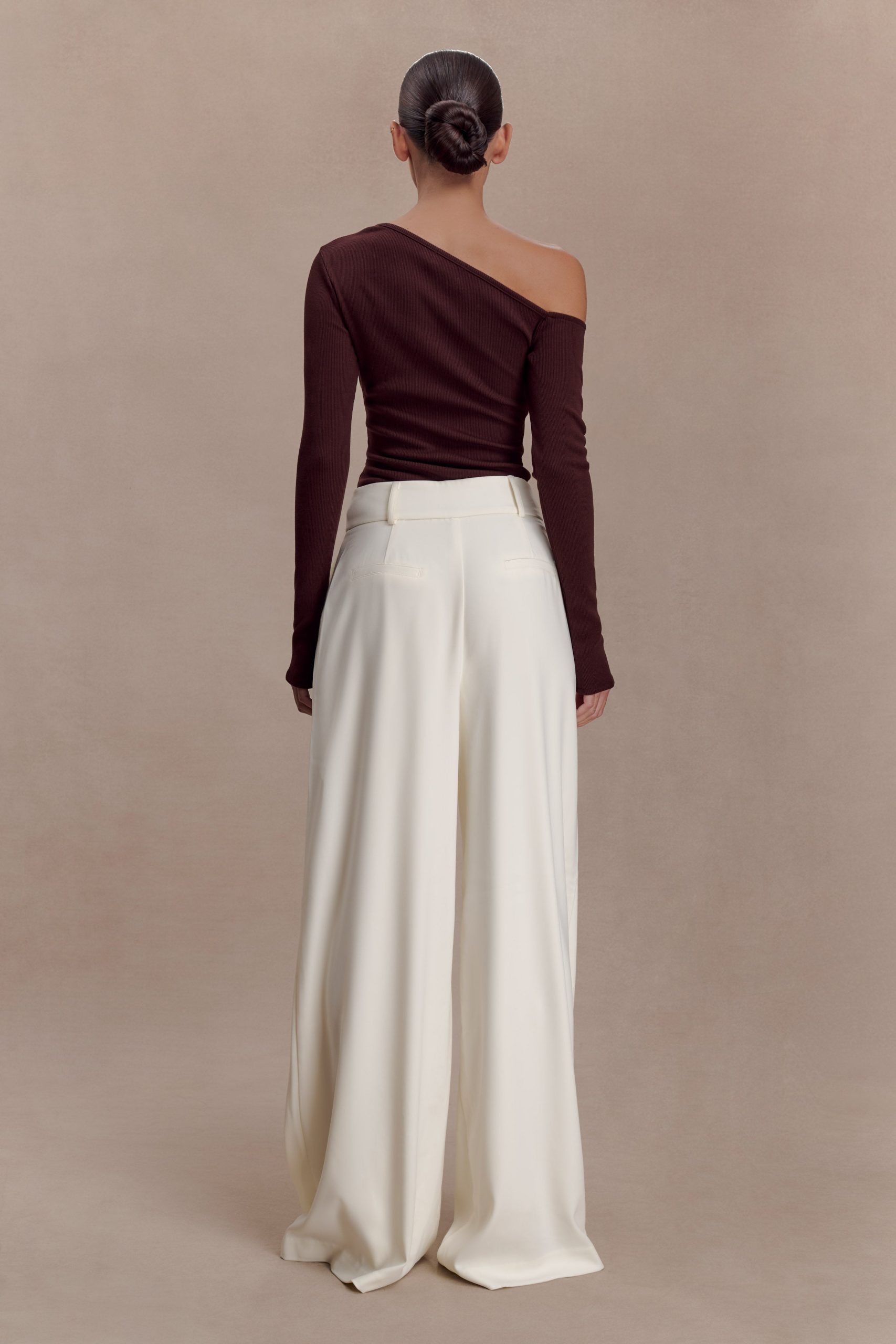 Maelle Off Shoulder Long Sleeve Top - Deep Chocolate - Image 2
