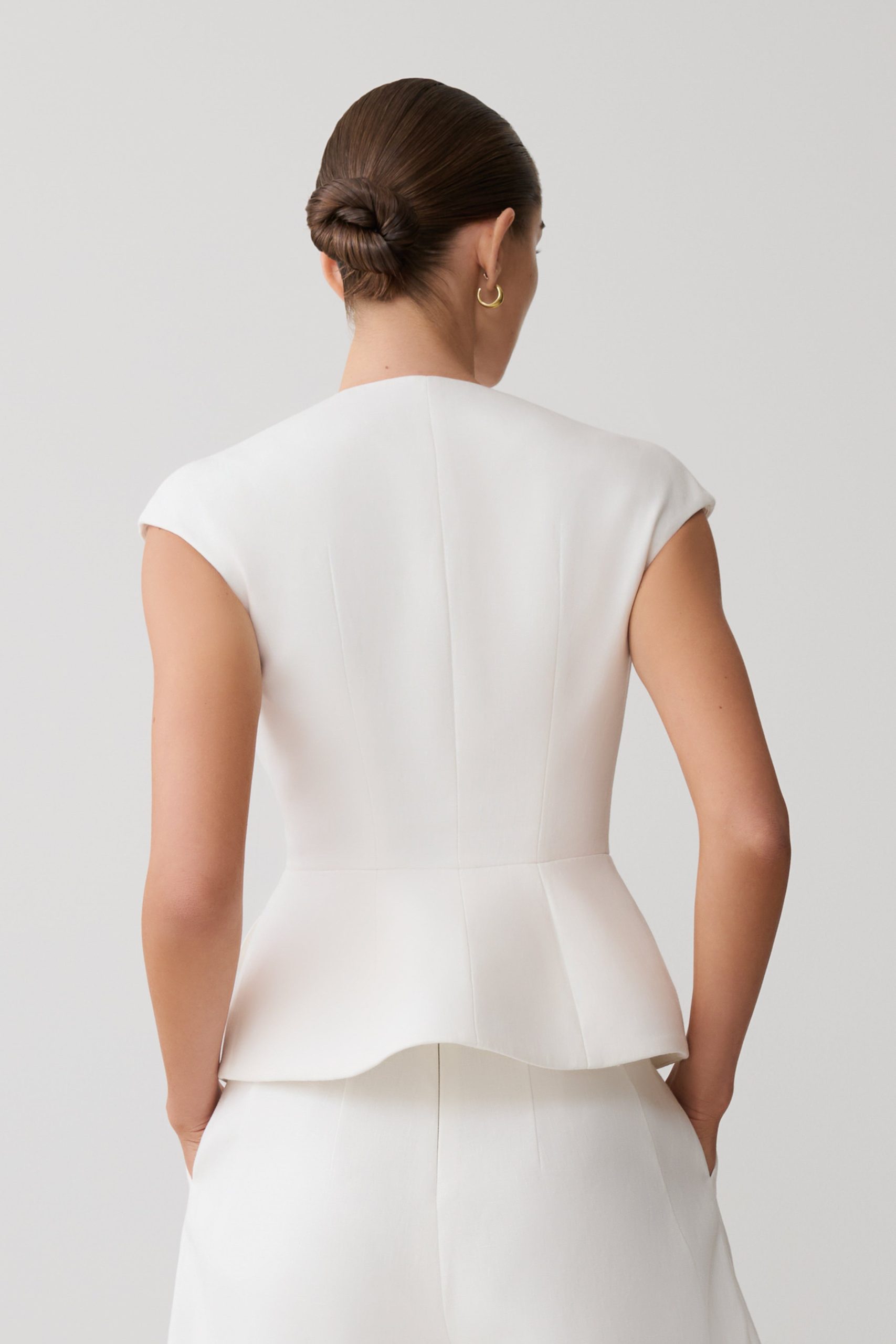 Oriana Linen Button Vest - White - Image 3