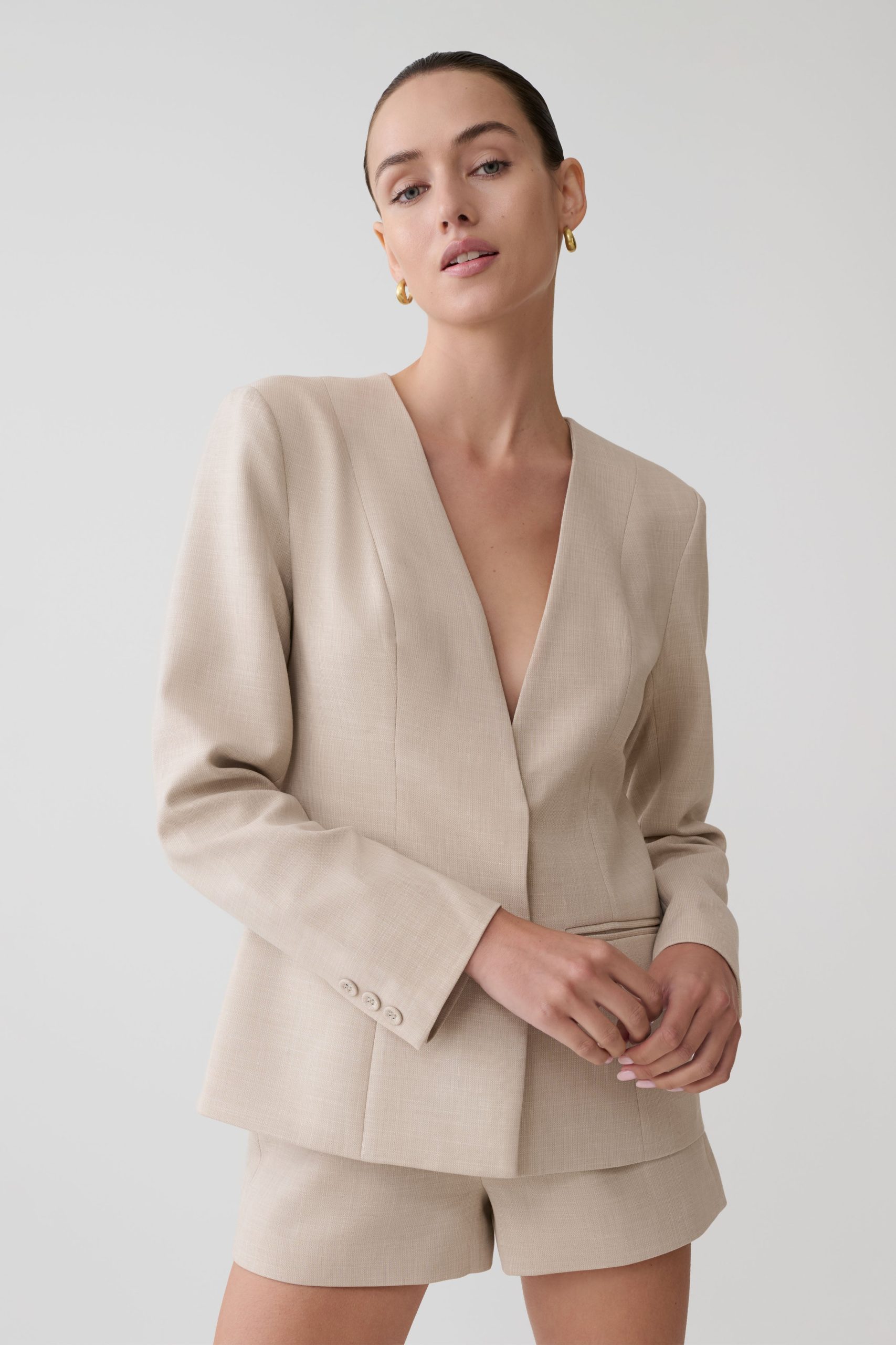 Solenne Collarless Suiting Blazer - Natural Marle - Image 3