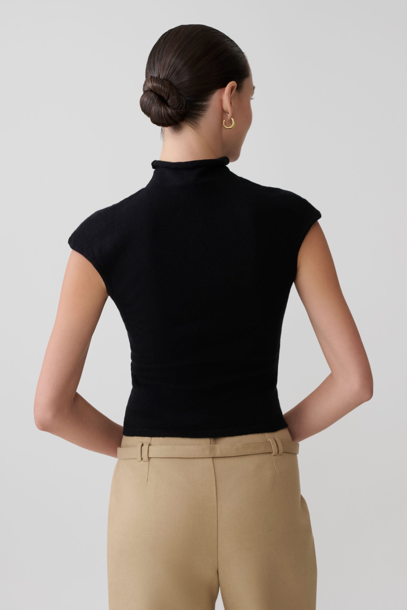 Sonny Short Sleeve Knit Top - Black - Image 2