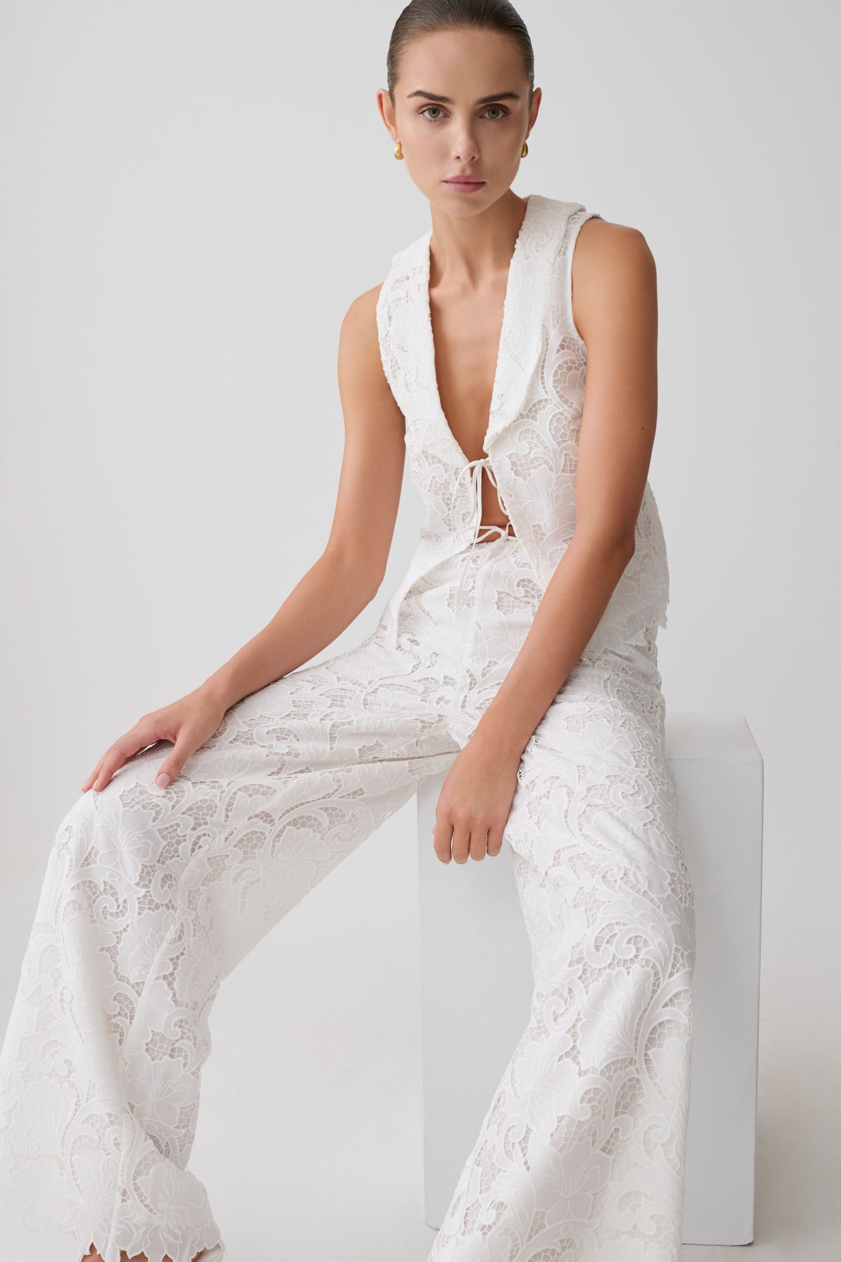 Tessa Broderie Straight Leg Pants - White - Image 10