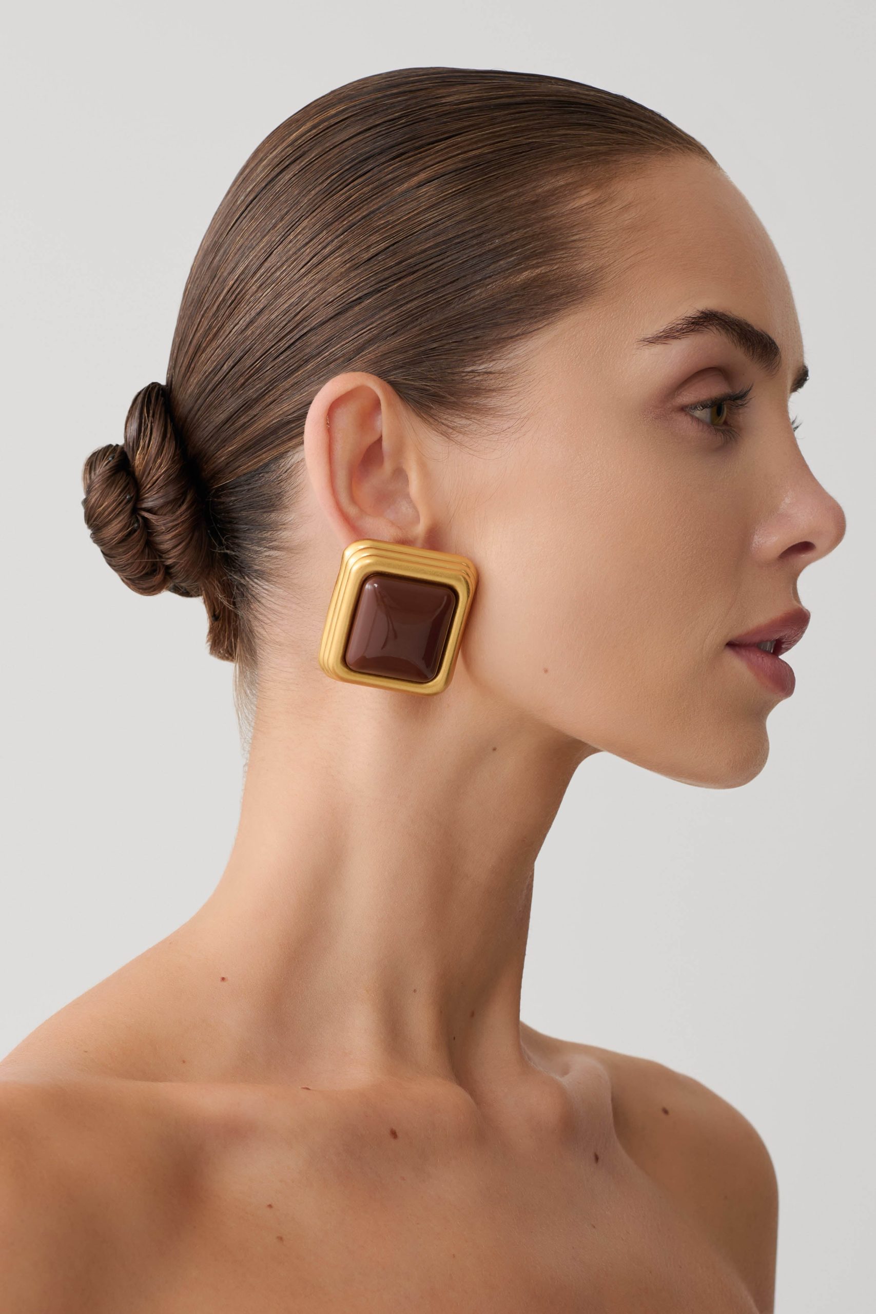 Inaya Square Stud Earring - Gold - Image 2