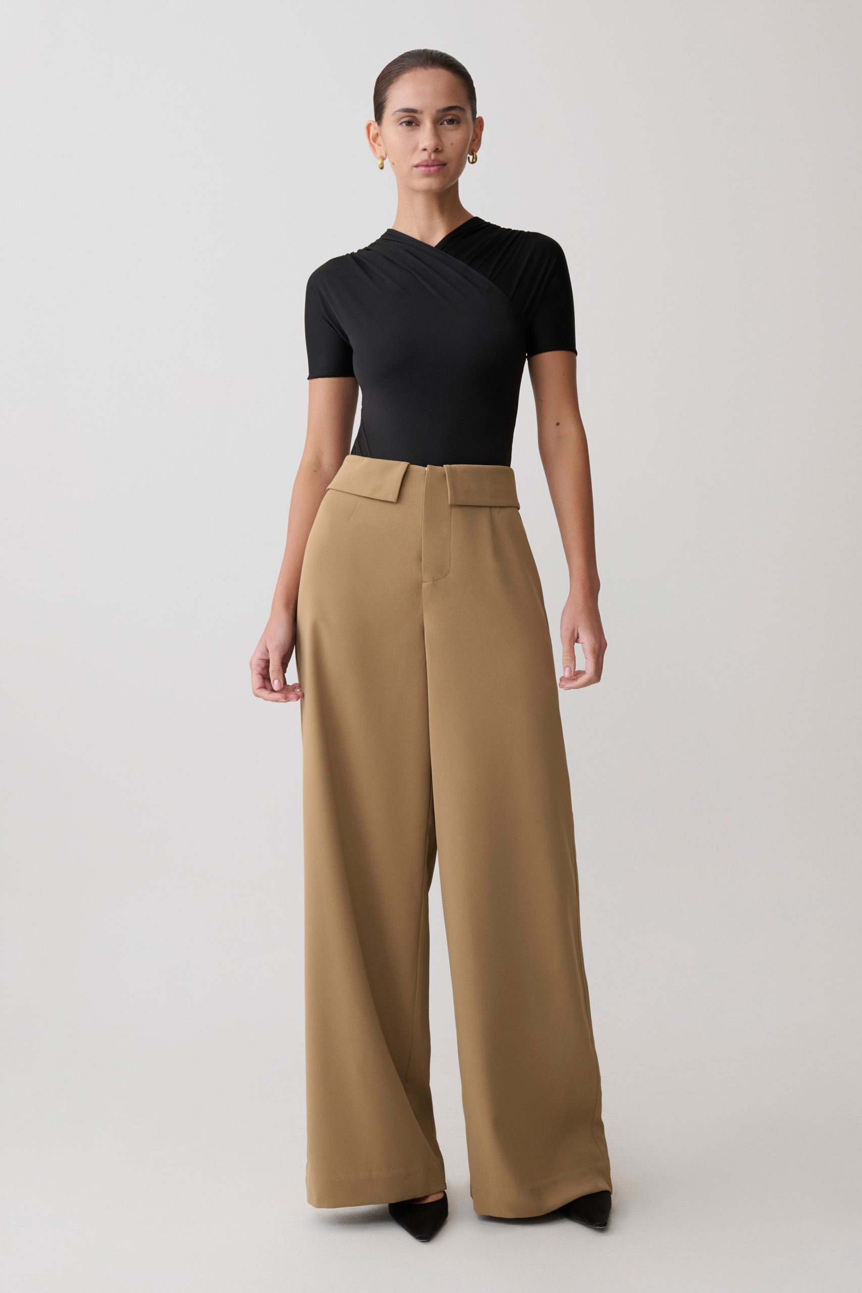 Junie Shortsleeve Cross-Over Bodysuit - Black - Image 4