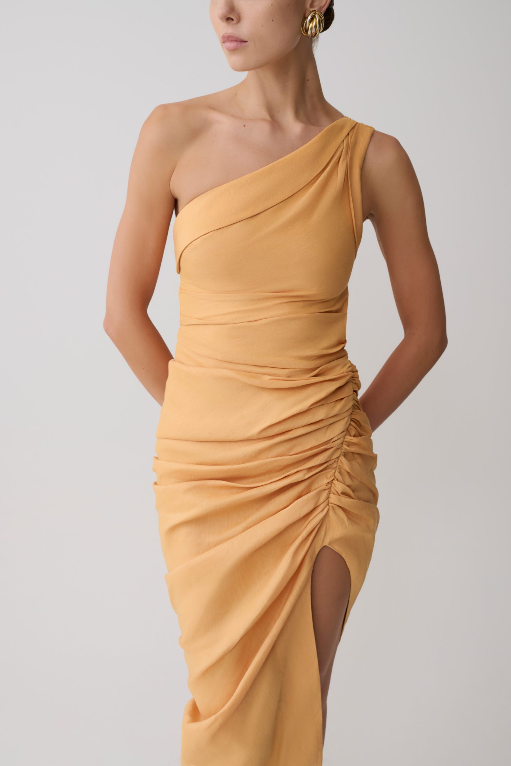 Birgit Linen Midi Dress With Hardware - Deep Peach - Image 5