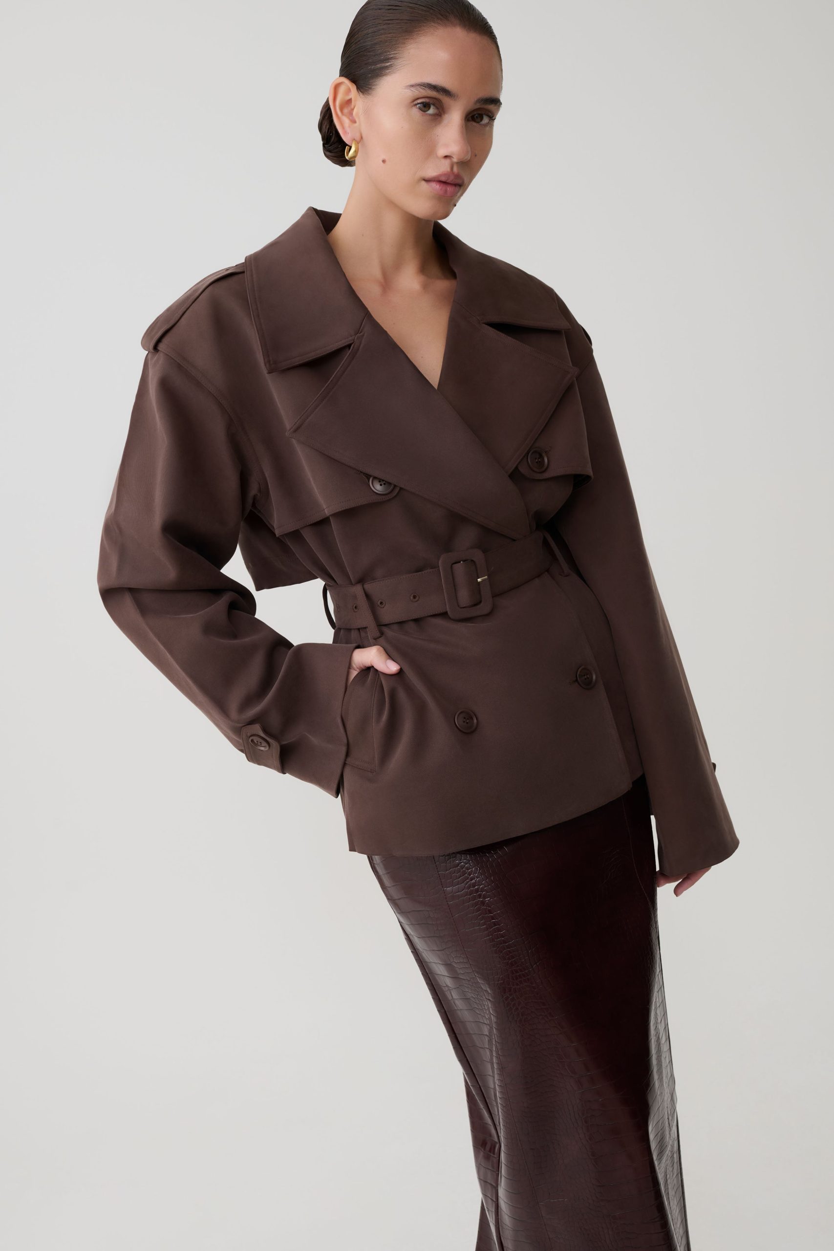 Alden Short Trench Jacket - Chocolate - Image 10