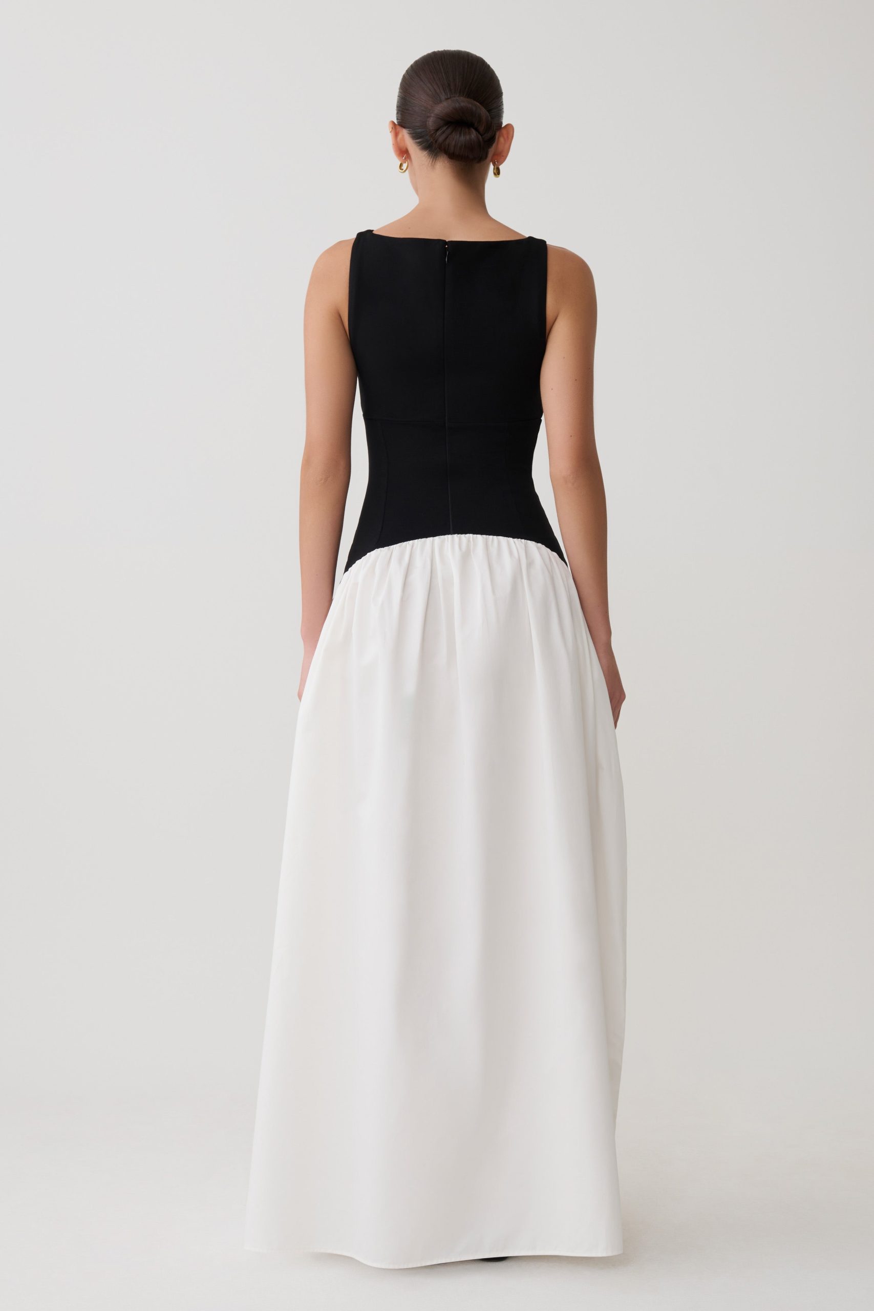 Acacia Contrast Sleeveless Maxi Dress - Black/White - Image 2