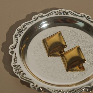 Wilma Square Earrings - Gold